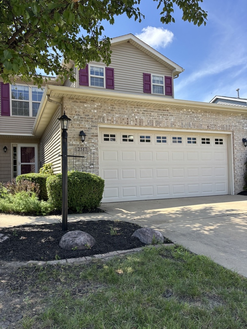 2517 PEMBROOK Point Property Photo 1