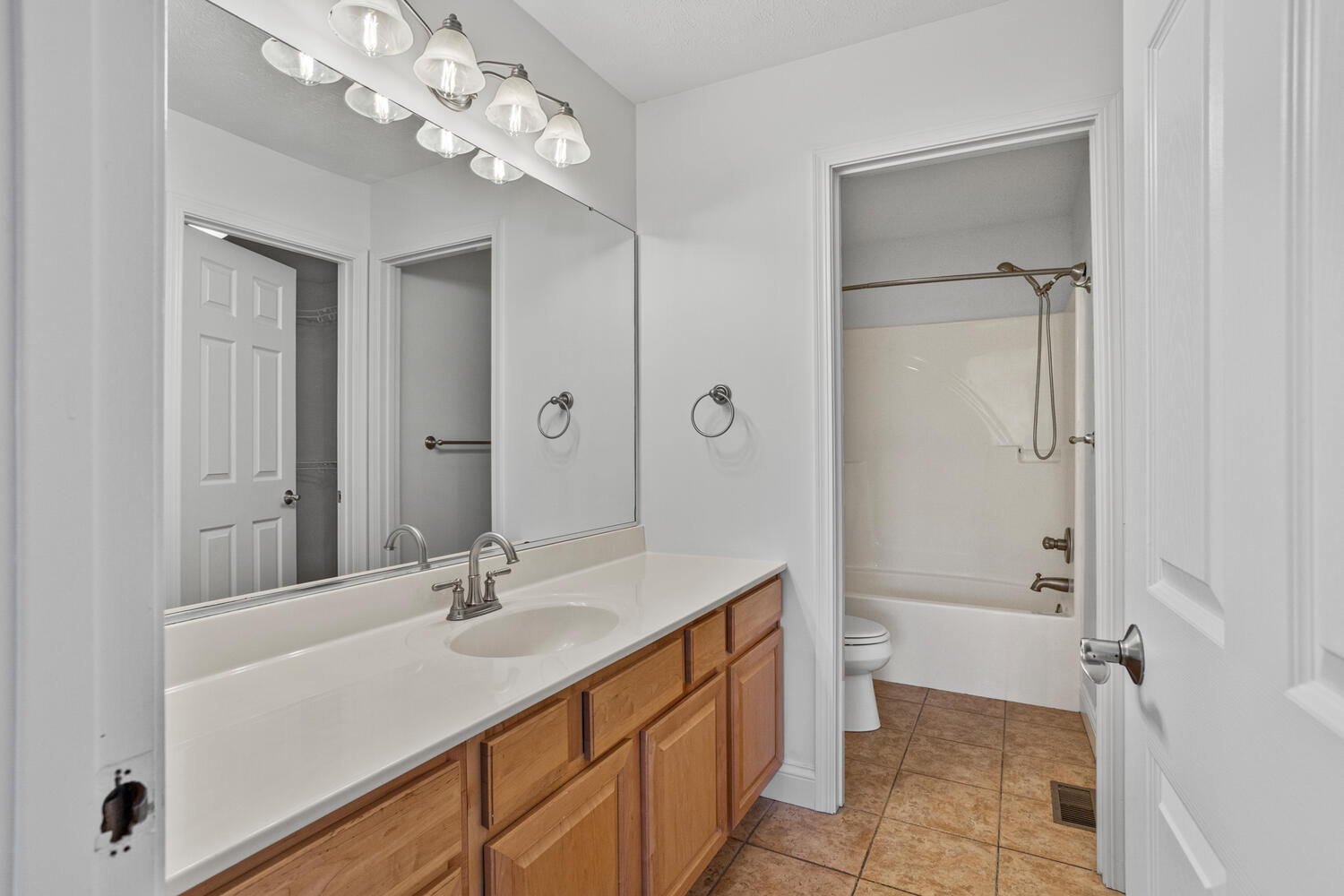 2517 Pembrook Point Property Photo 20