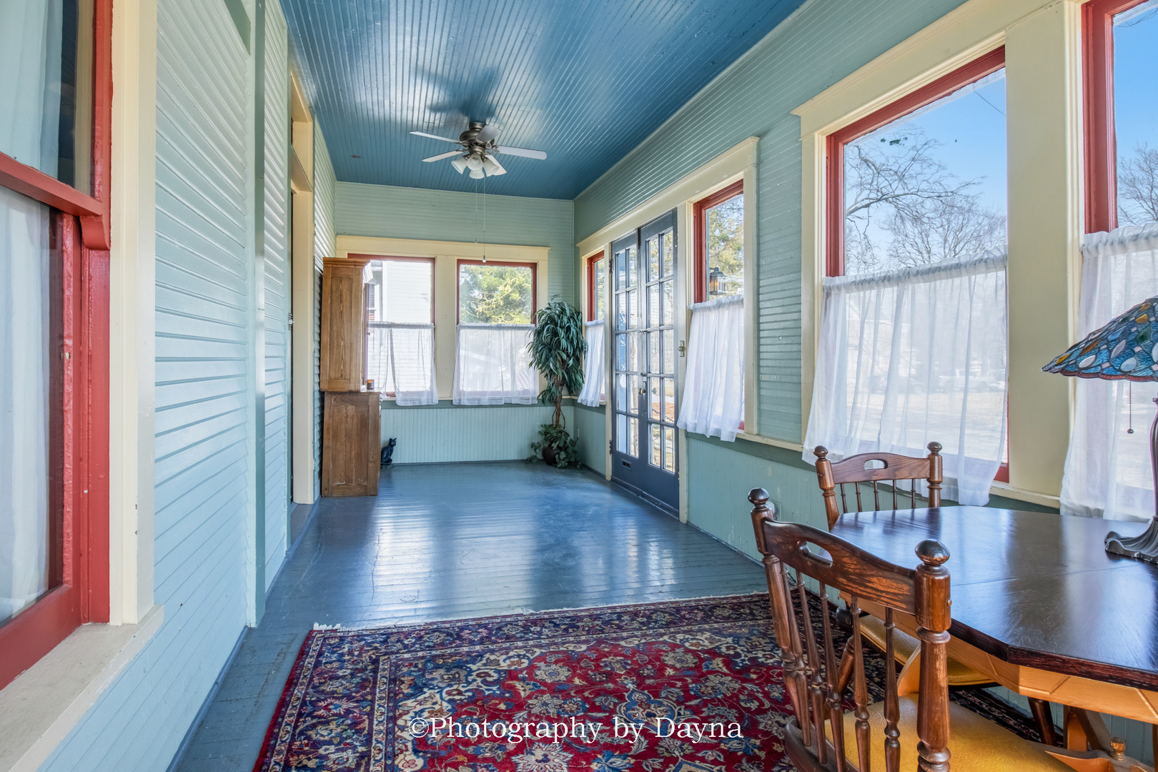 203 N Maple Street Property Photo 6
