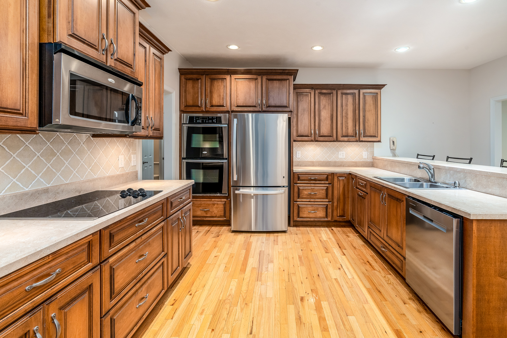 8511 Knox Road Property Photo 4