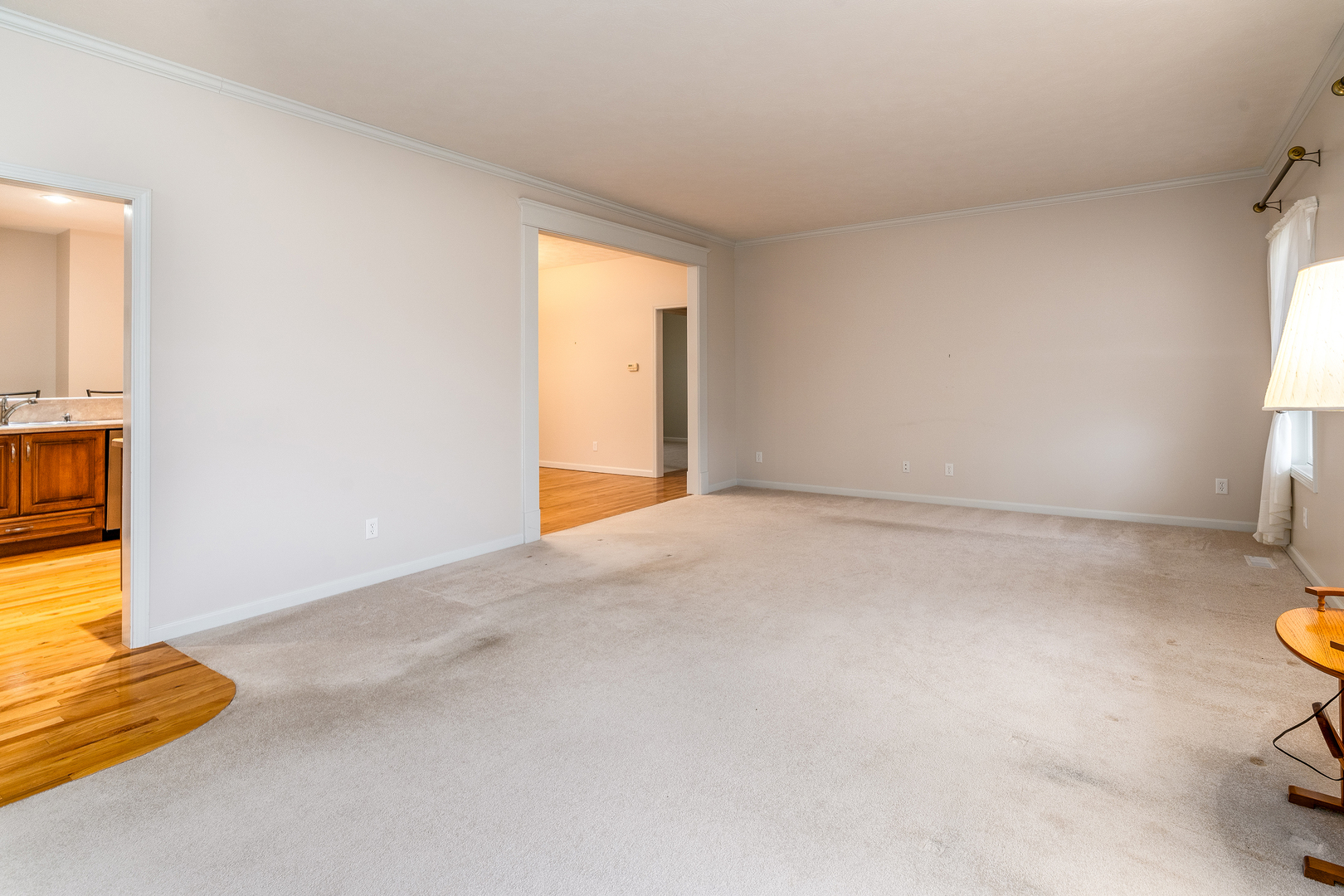 8511 Knox Road Property Photo 8