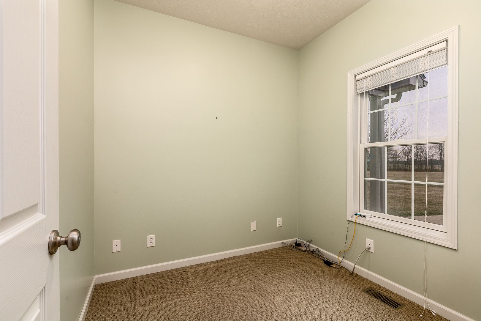 8511 Knox Road Property Photo 16