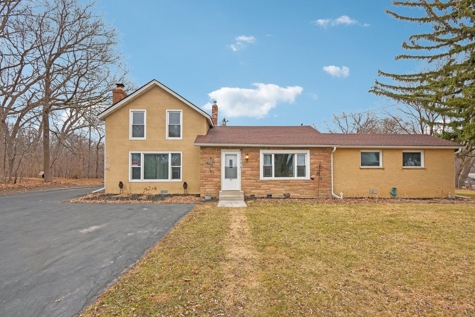 25616 W Lake Shore Drive Property Photo 1