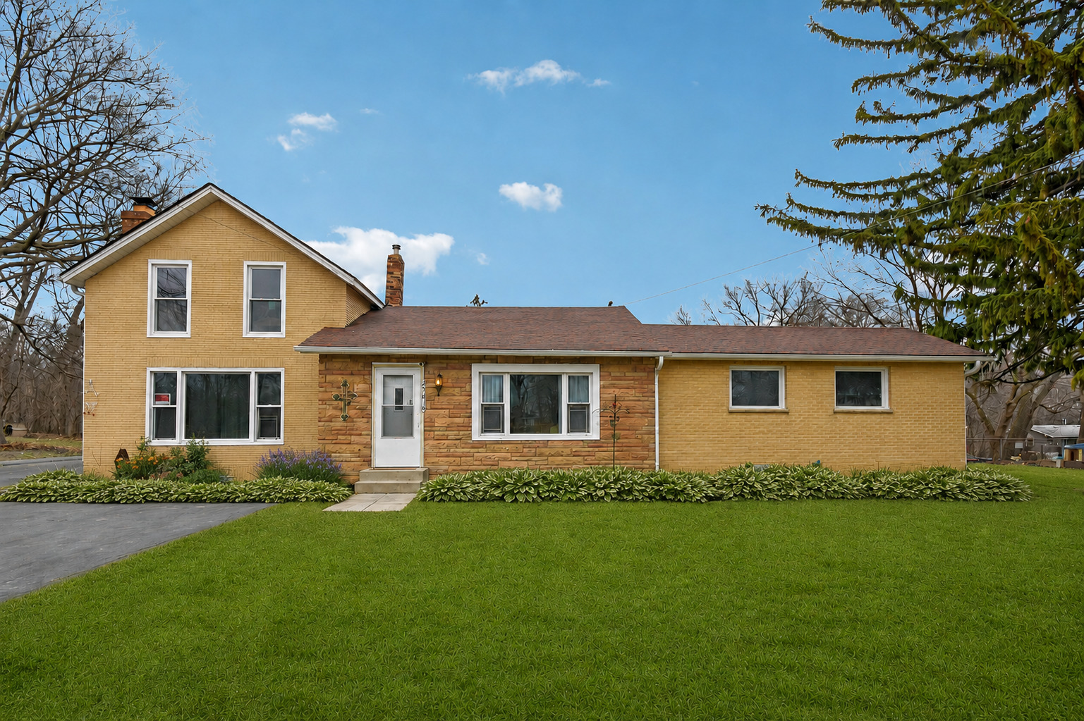 25616 W Lake Shore Drive Property Photo 1