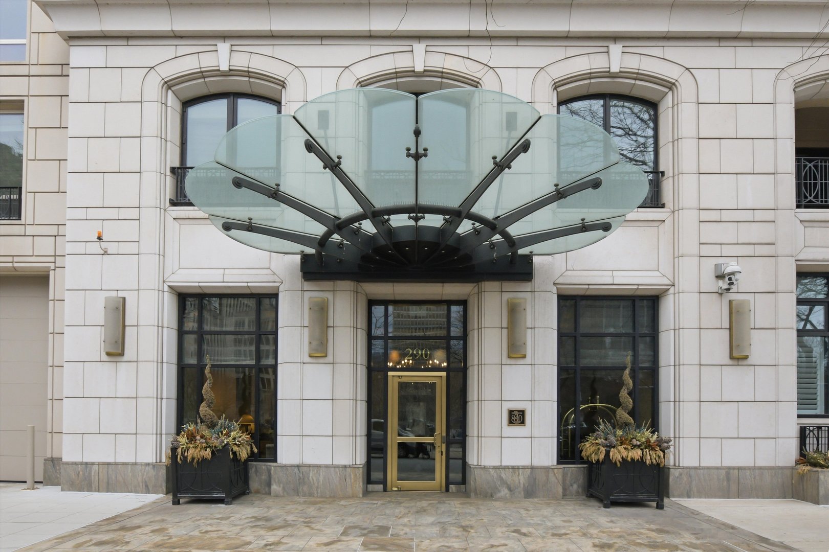 840 N Lake Shore Drive 201 Property Photo 2