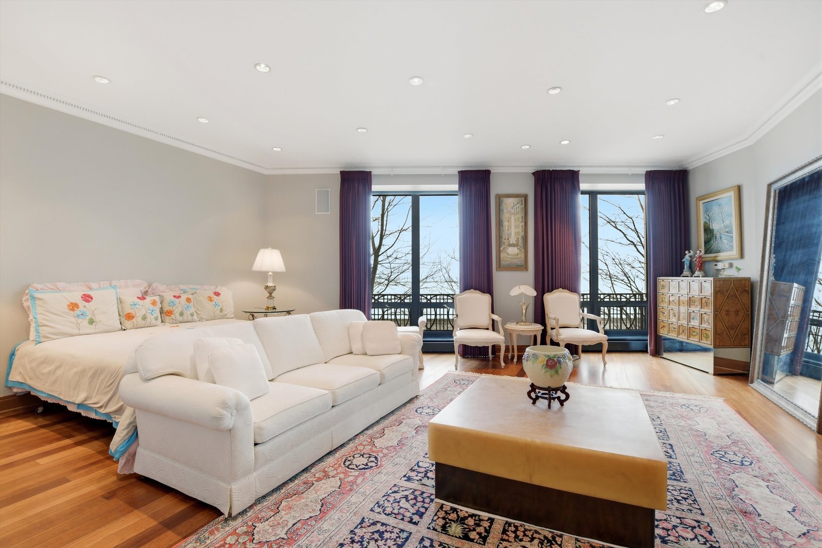 840 N Lake Shore Drive 201 Property Photo 12