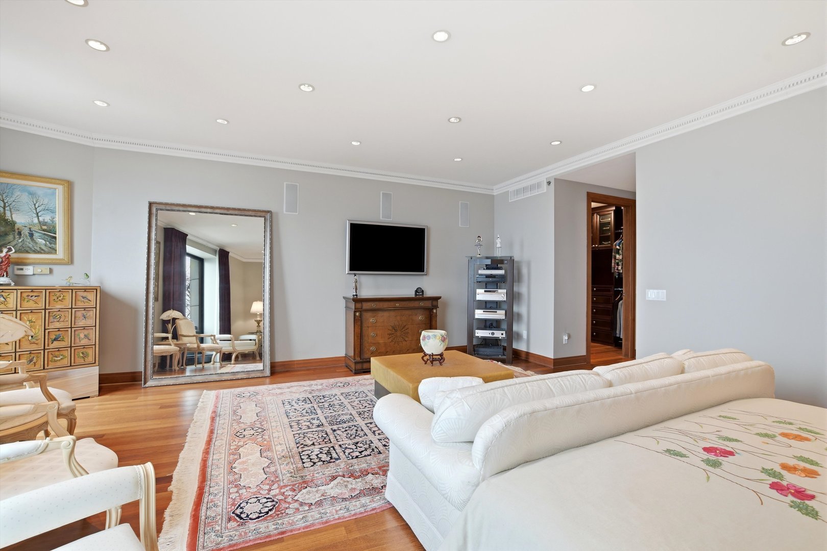 840 N Lake Shore Drive 201 Property Photo 13