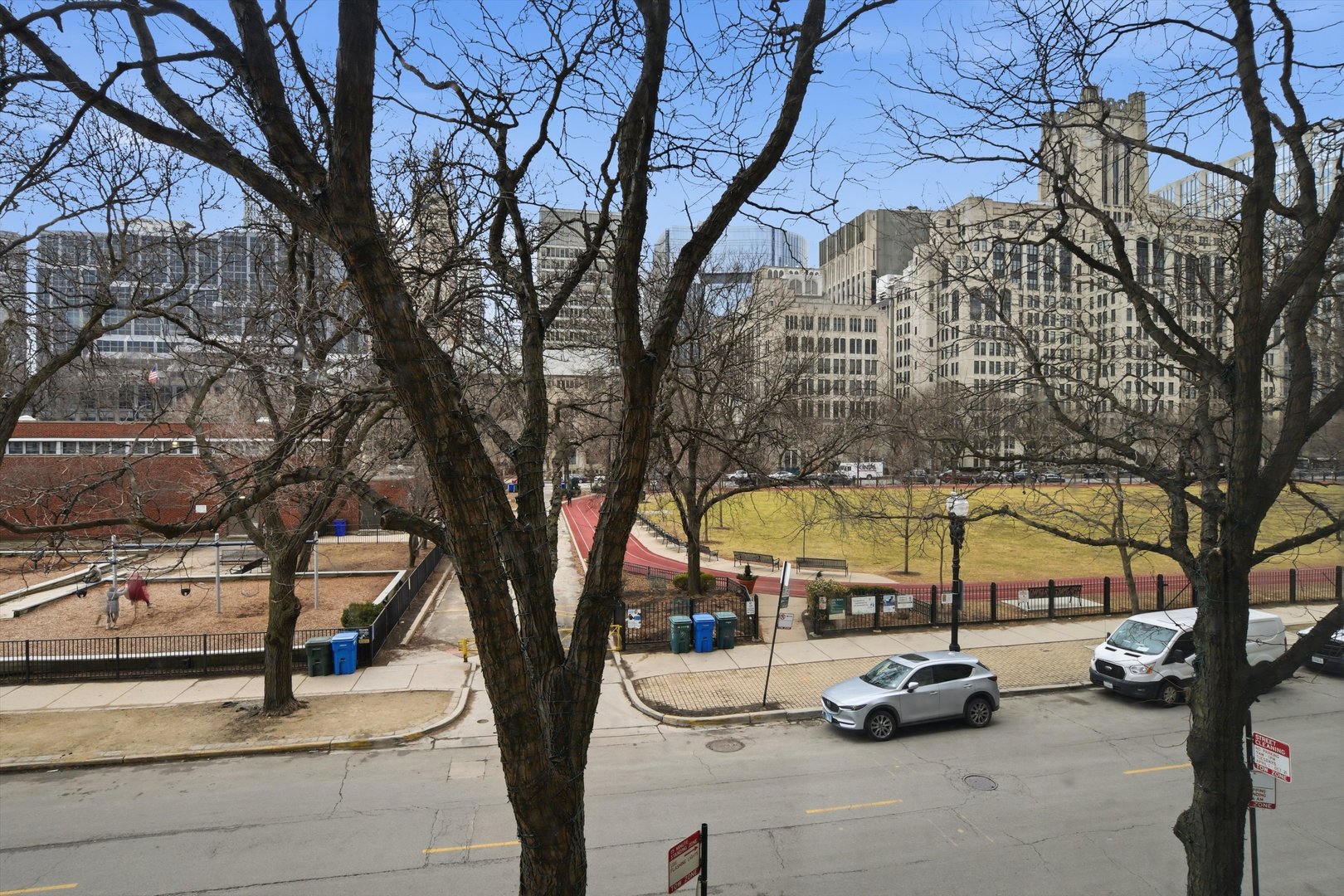 840 N Lake Shore Drive 201 Property Photo 26
