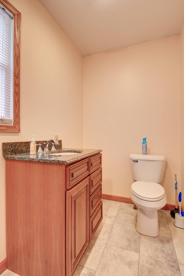 105 S Bluff Street Property Photo 9