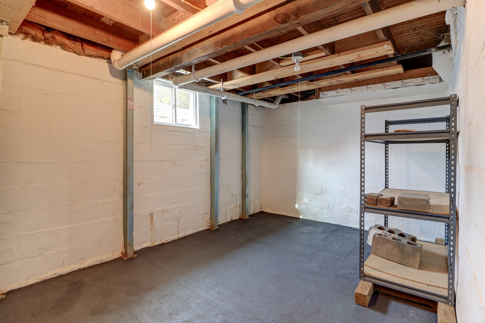 105 S Bluff Street Property Photo 24