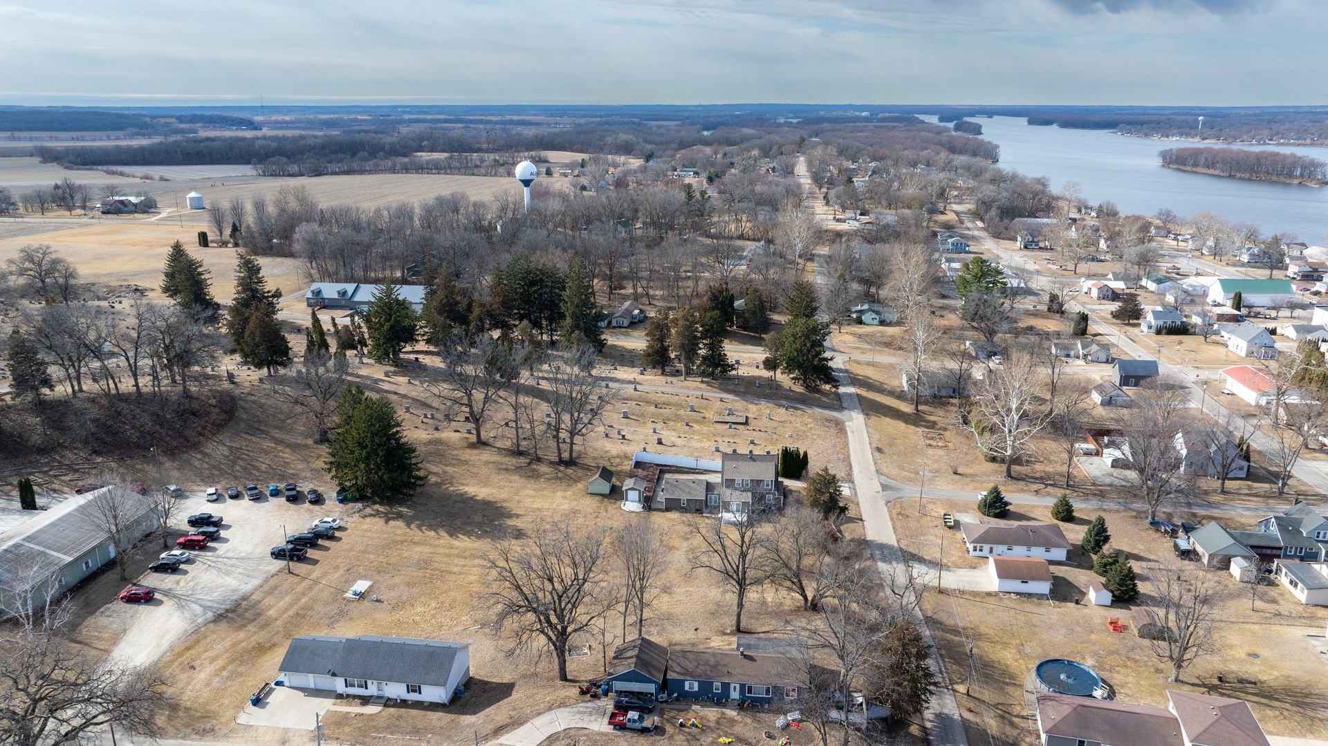 105 S Bluff Street Property Photo 33