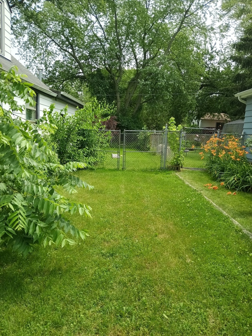 9867 W 17th Street Property Photo 8