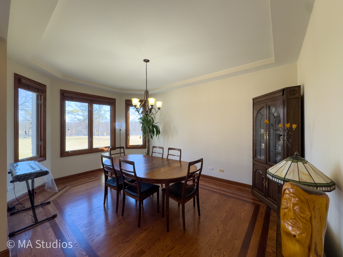 9030 Elm Avenue Property Photo 3