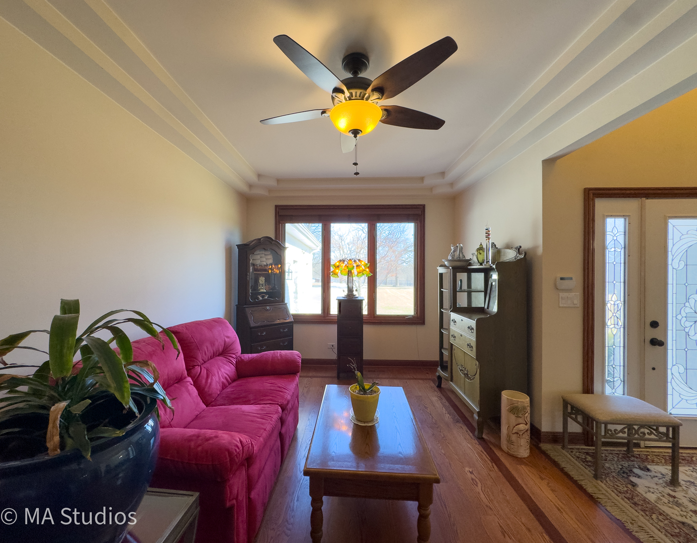 9030 Elm Avenue Property Photo 7
