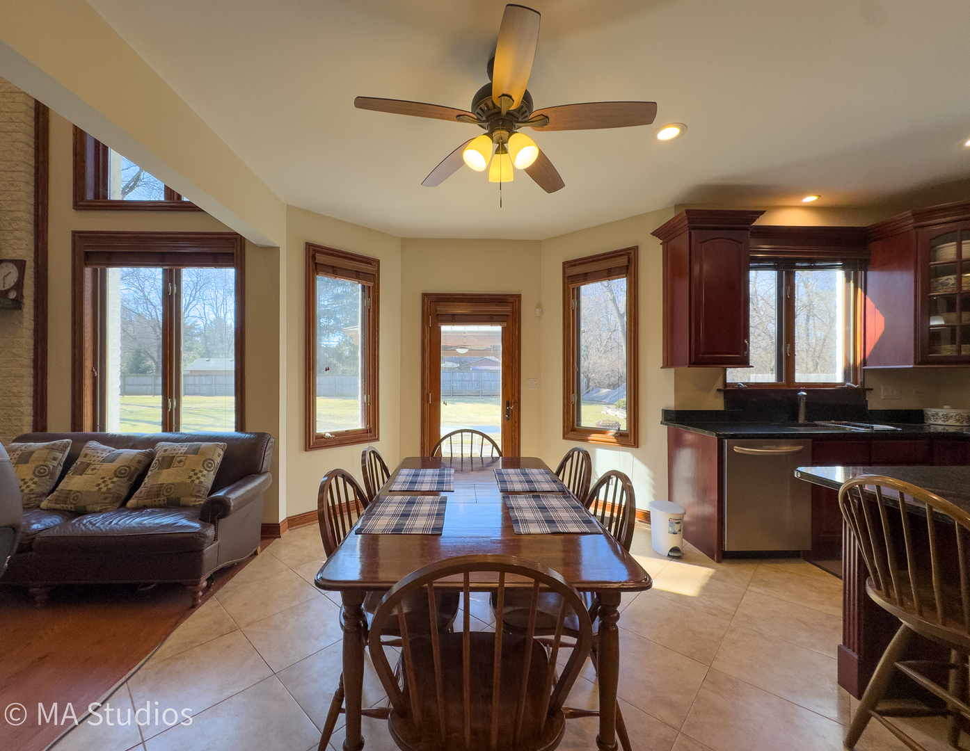 9030 Elm Avenue Property Photo 15