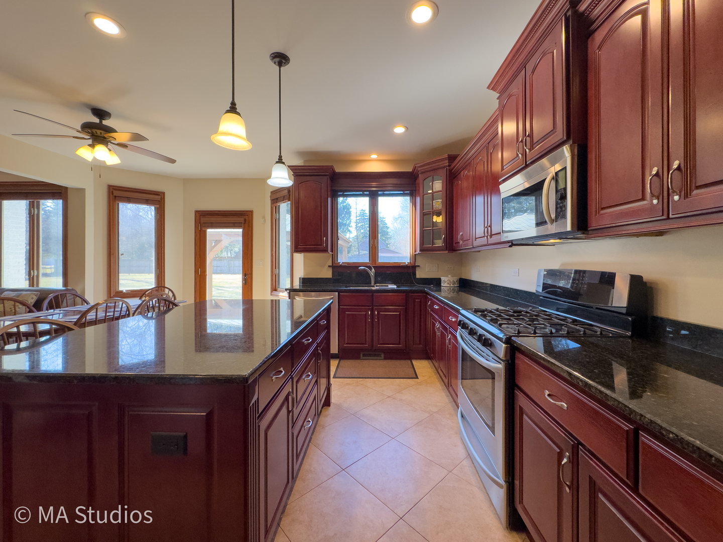 9030 Elm Avenue Property Photo 23