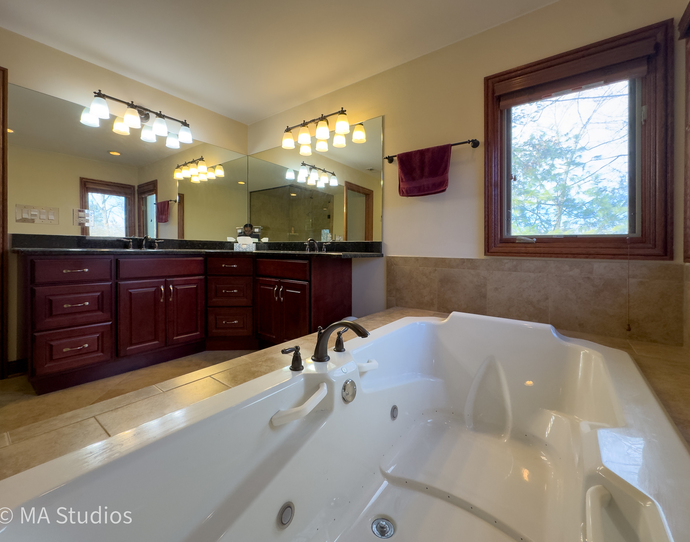 9030 Elm Avenue Property Photo 37