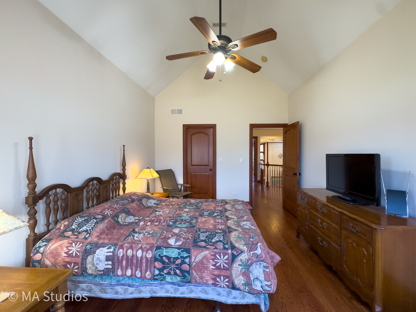 9030 Elm Avenue Property Photo 46