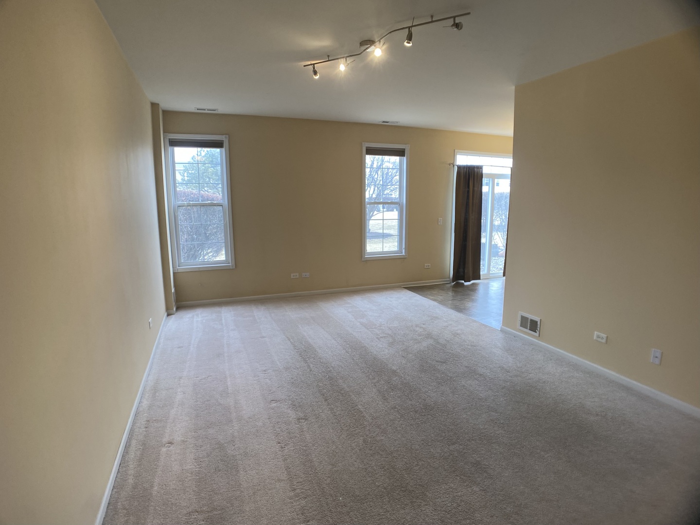 24951 Clare Circle Property Photo 5
