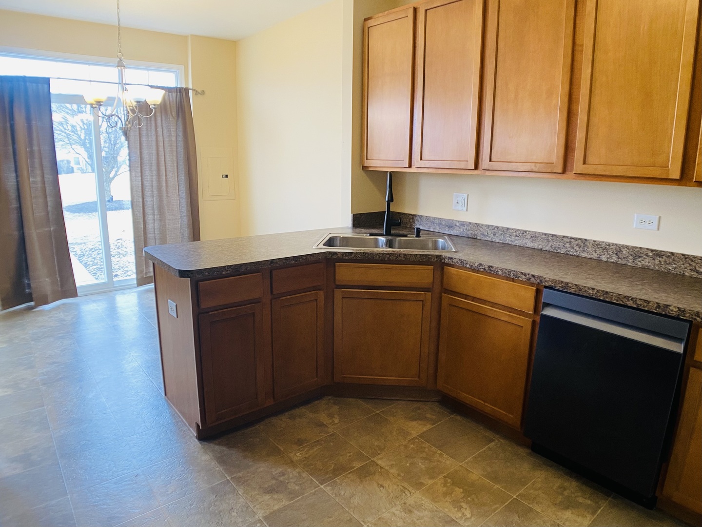 24951 Clare Circle Property Photo 6