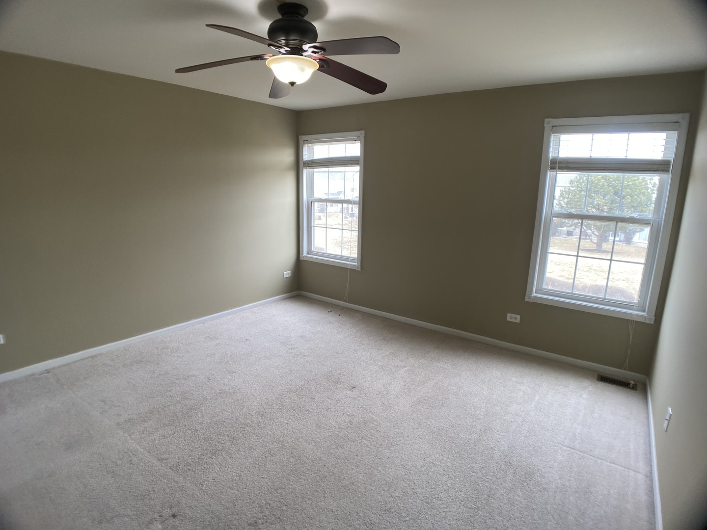 24951 Clare Circle Property Photo 13