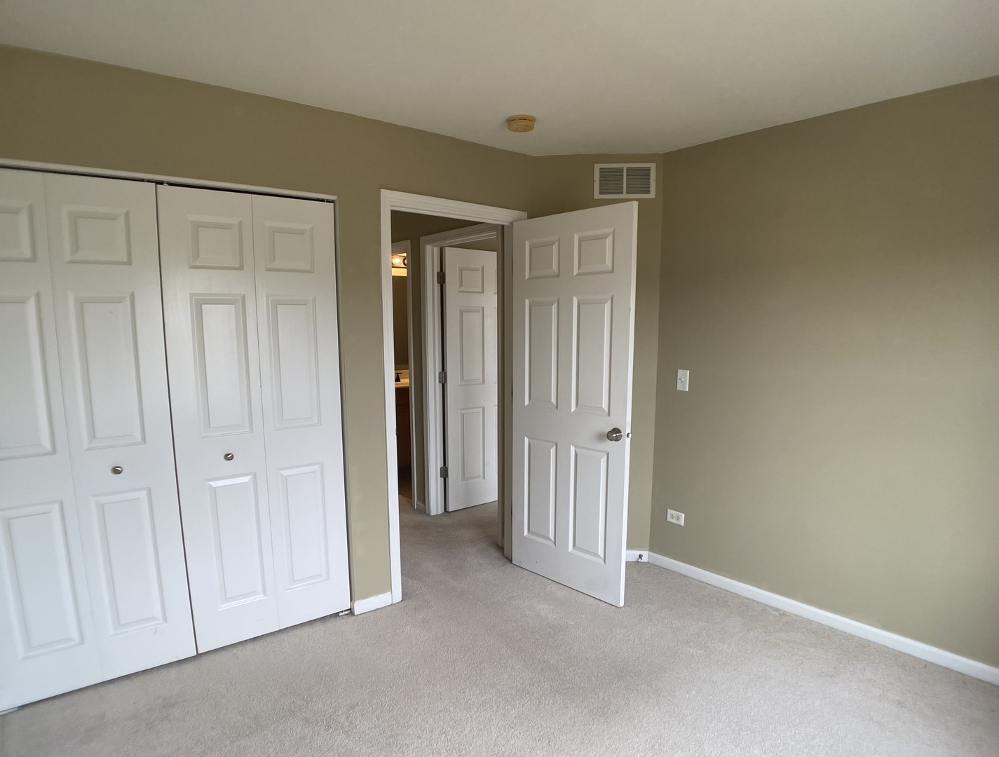 24951 Clare Circle Property Photo 16
