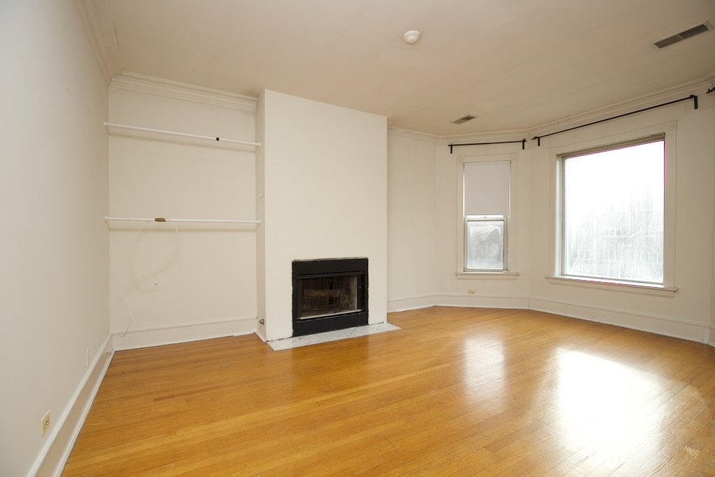6717 N Sheridan Road 3s Property Photo 9