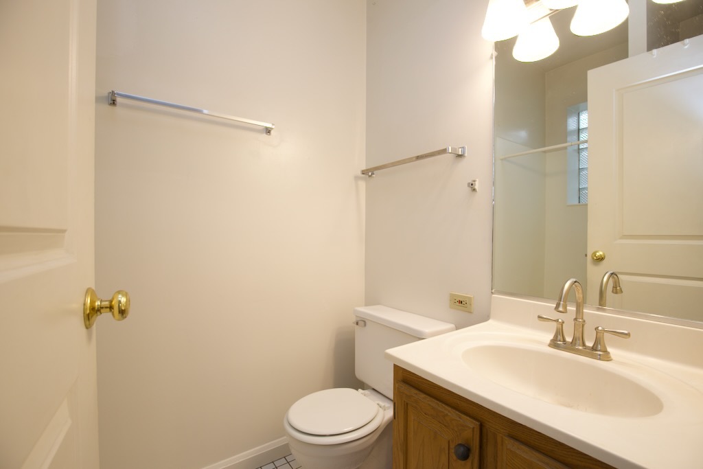 6717 N Sheridan Road 3s Property Photo 16
