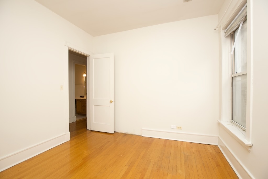 6717 N Sheridan Road 3s Property Photo 18