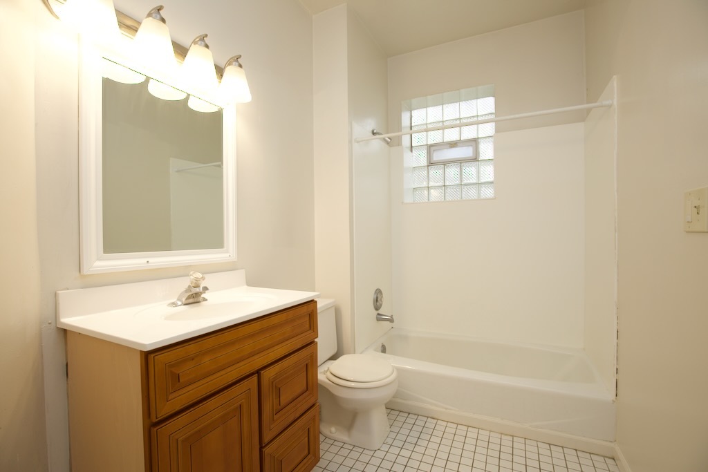 6717 N Sheridan Road 3s Property Photo 19