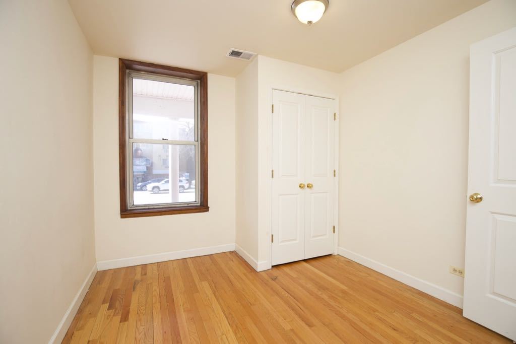 6713 N Sheridan Road 1n Property Photo 8