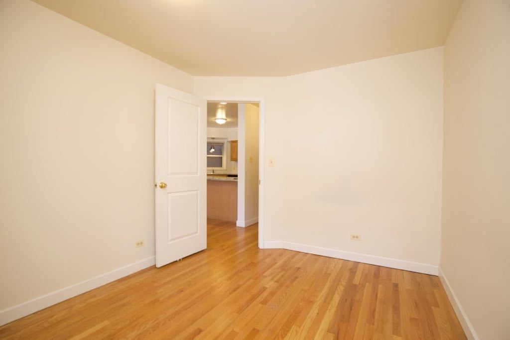 6713 N Sheridan Road 1n Property Photo 9