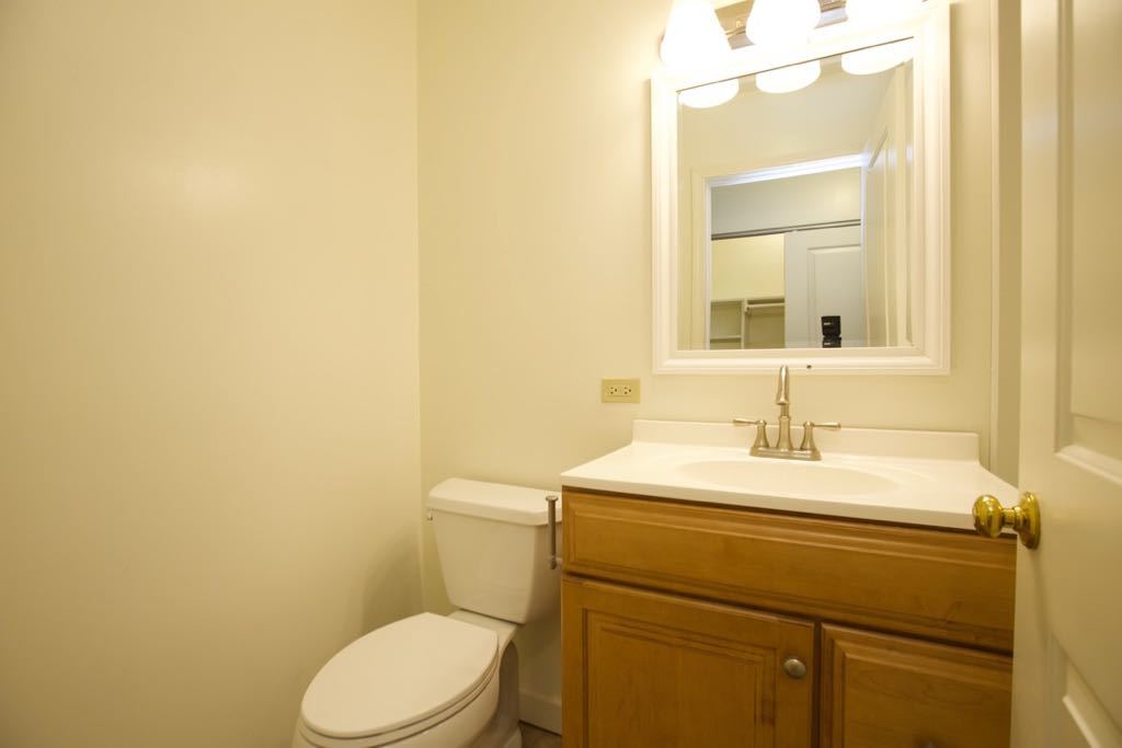 6713 N Sheridan Road 1n Property Photo 12