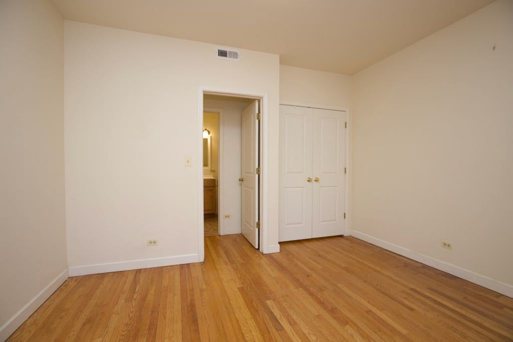 6713 N Sheridan Road 1n Property Photo 17
