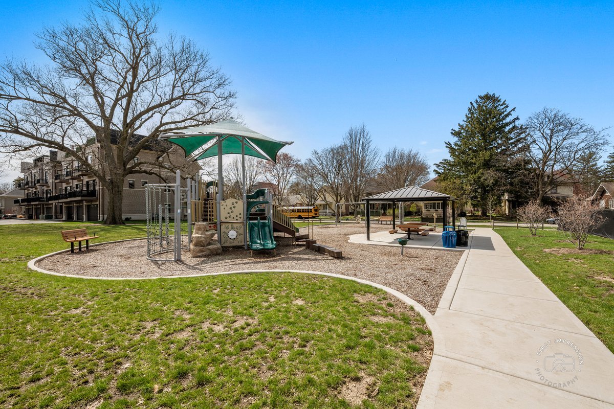 12578632 Property Photo 43
