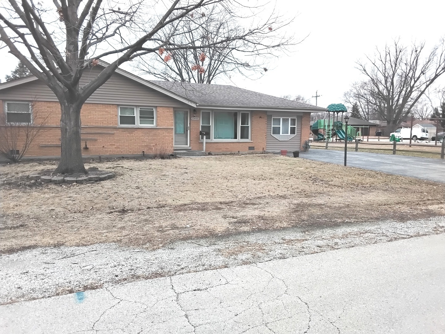 11410 S Neenah Avenue Property Photo 17