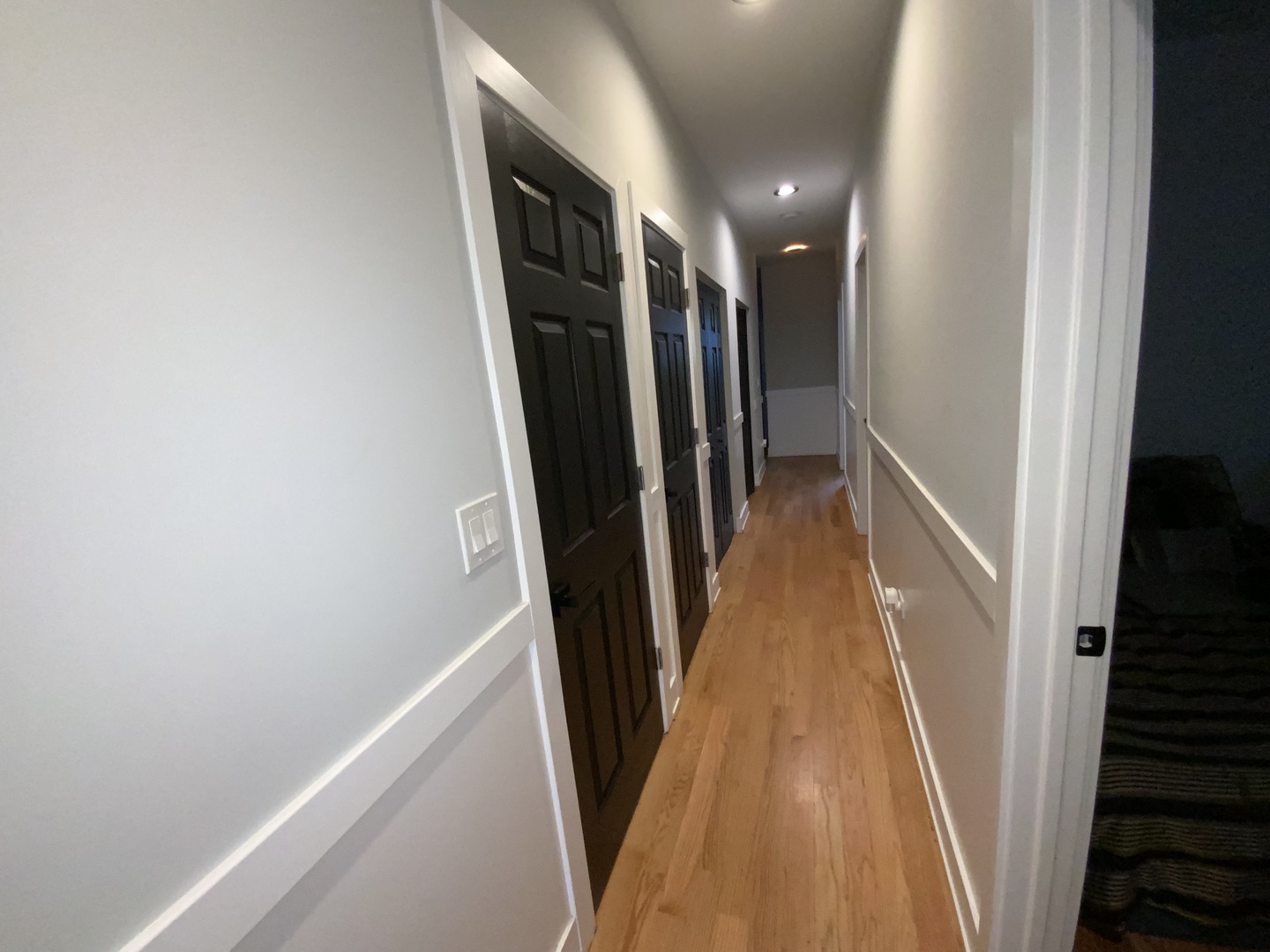 6325 S Langley Avenue Property Photo 19