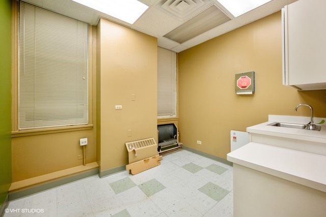 111 N Wabash Avenue 1205 Property Photo 8