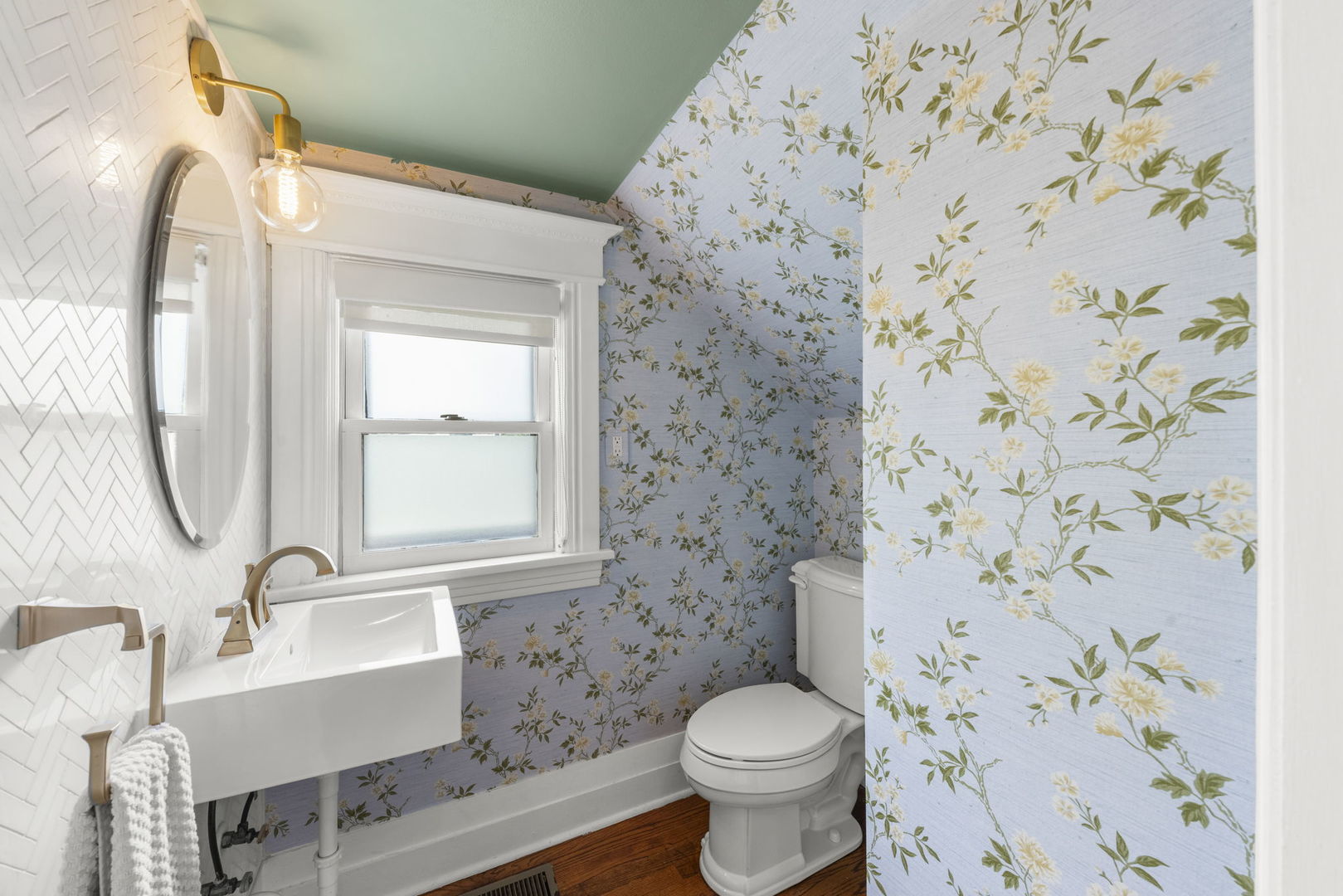 726 N Wheaton Avenue Property Photo 11