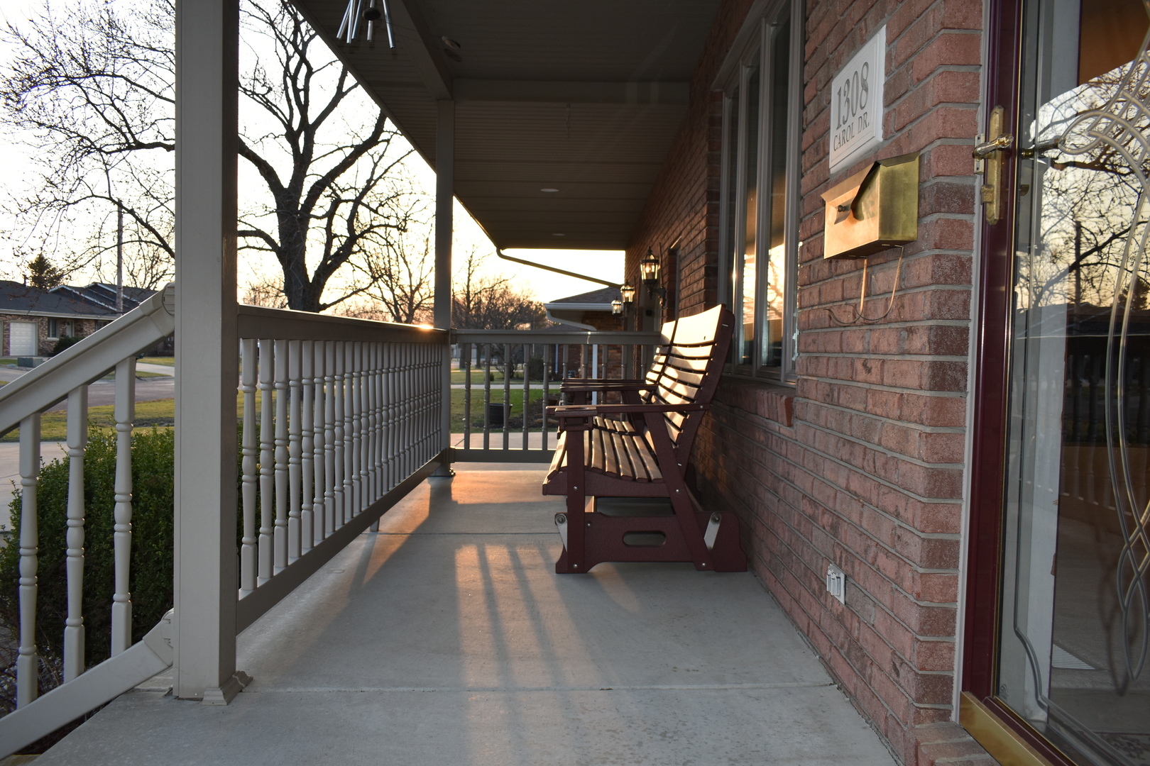 1308 W Carol Drive Property Photo 5
