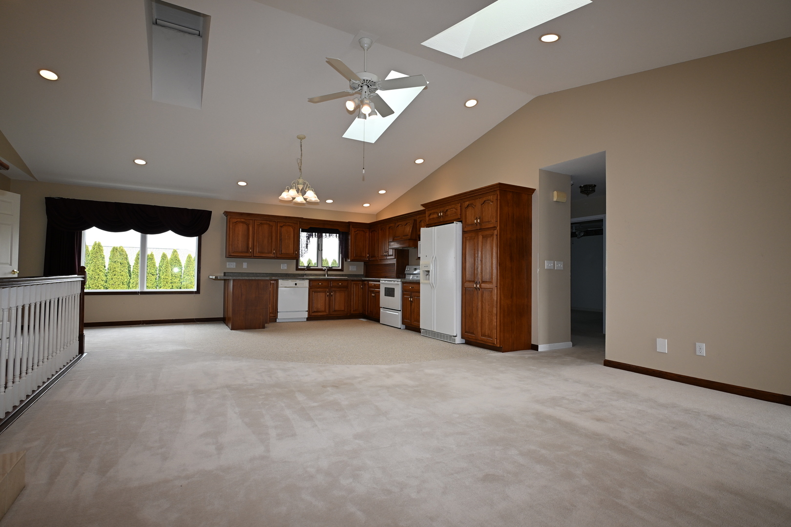 1308 W Carol Drive Property Photo 18