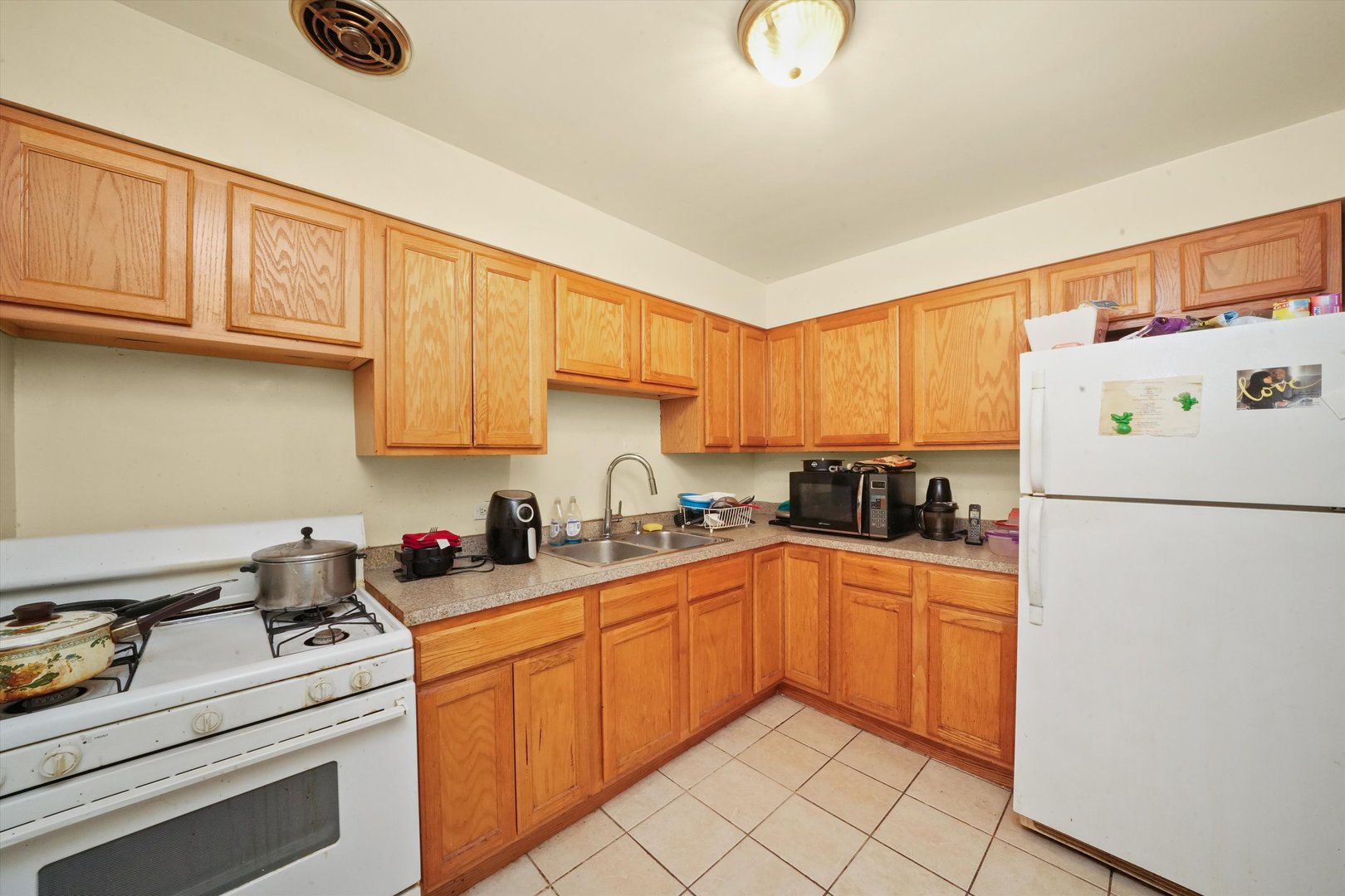 7801 S South Shore Drive Property Photo 15