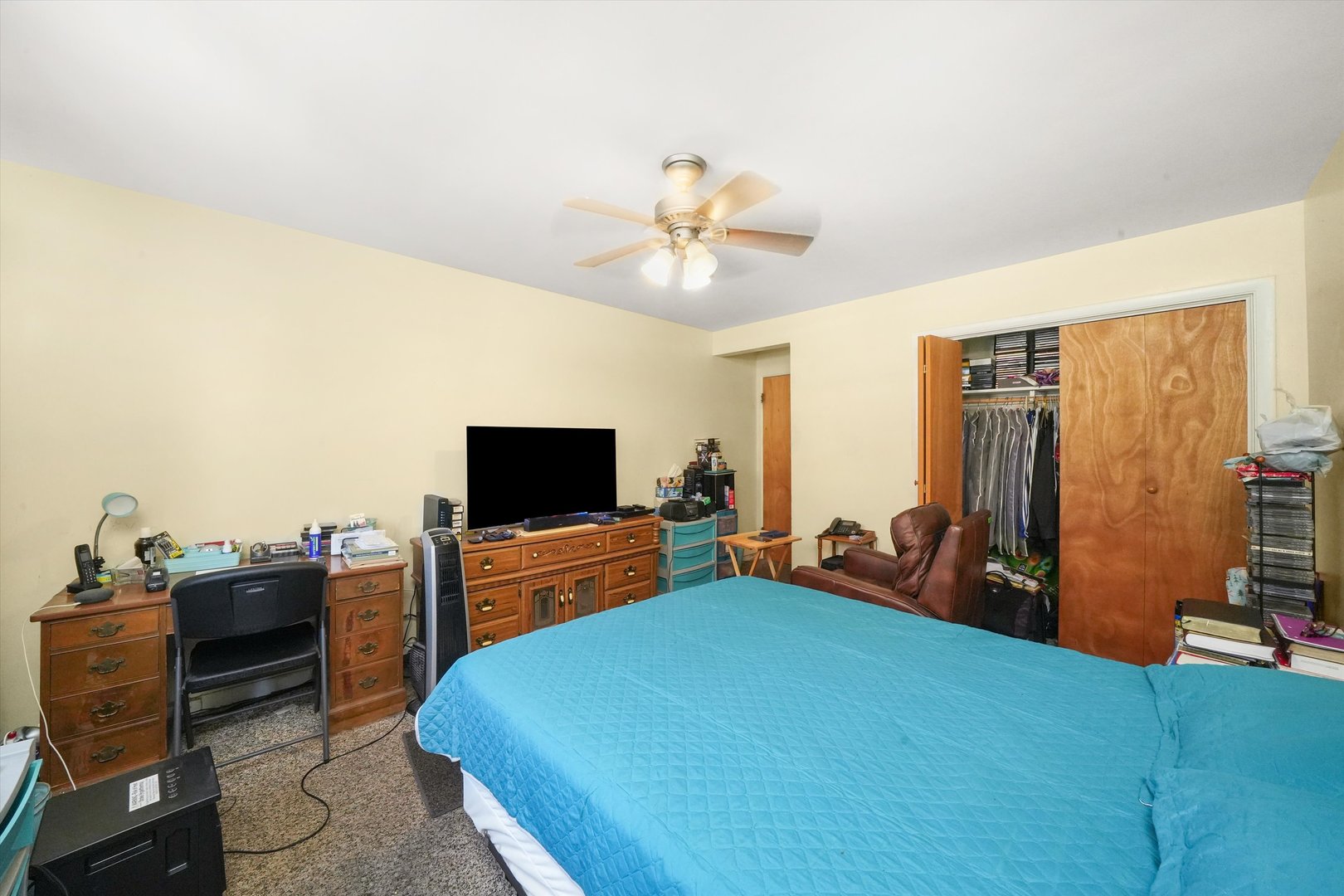 7801 S South Shore Drive Property Photo 18