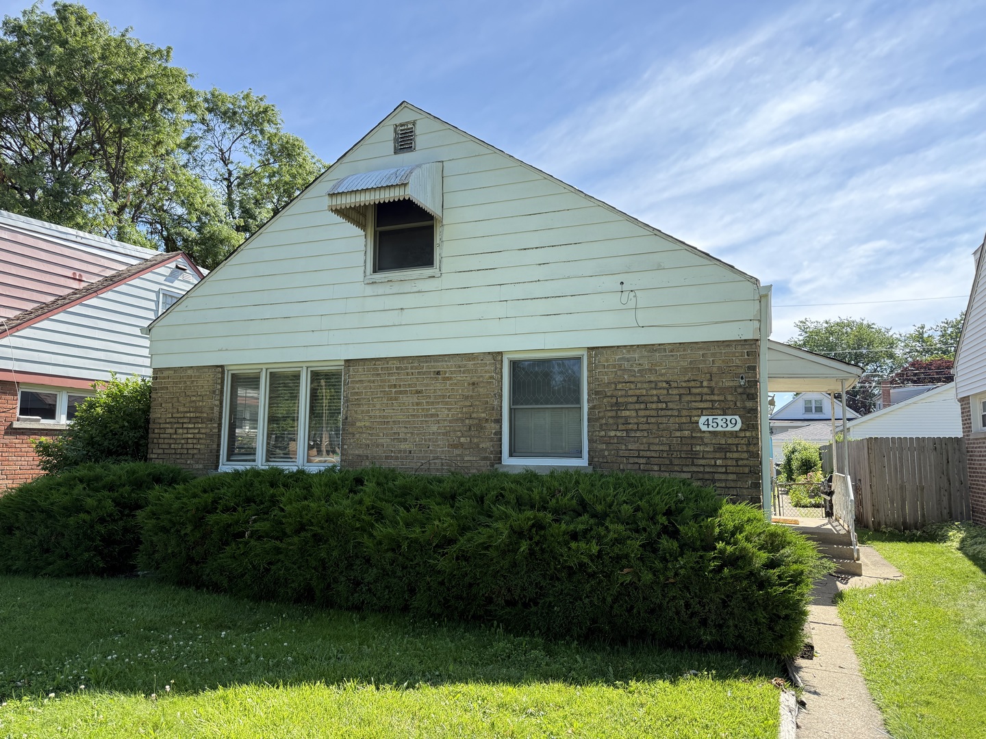 4539 Clyde Avenue Property Photo 1