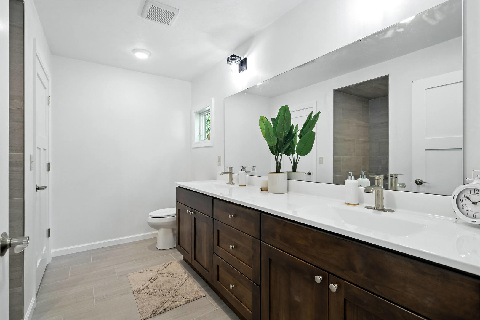 3303 Valley Drive Property Photo 31
