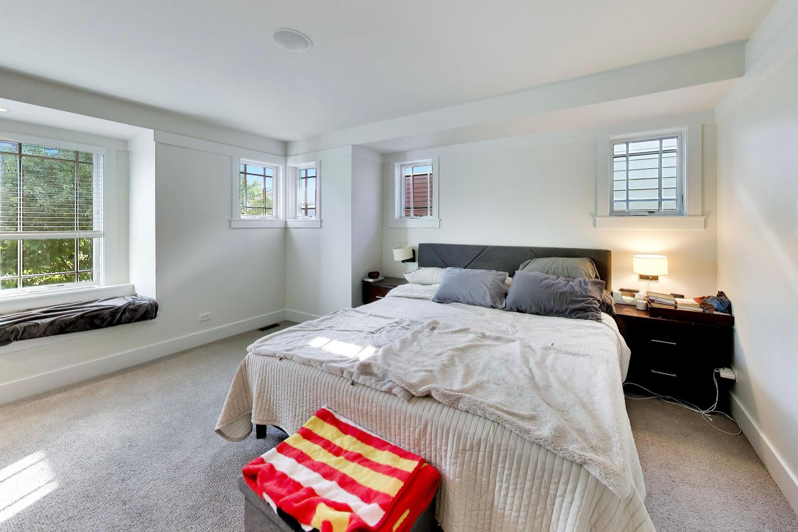 138 School Street Property Photo 23