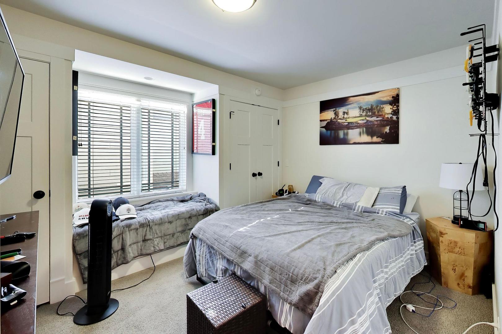 138 School Street Property Photo 28