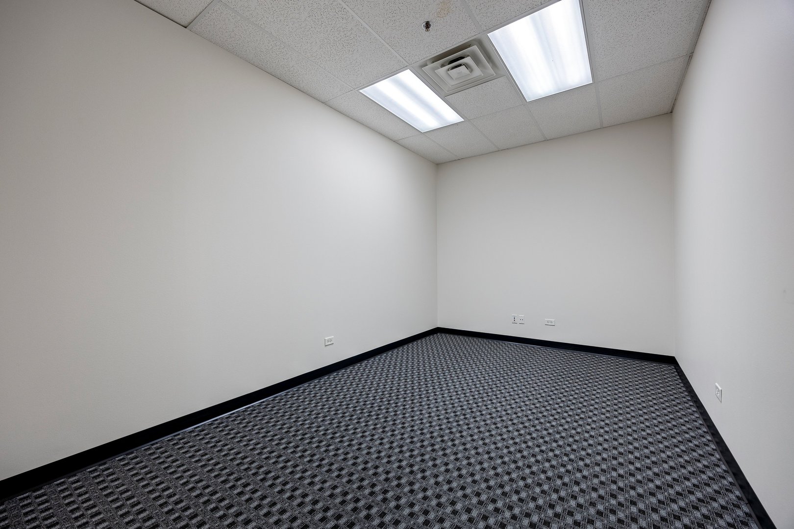 12579666 Property Photo 8