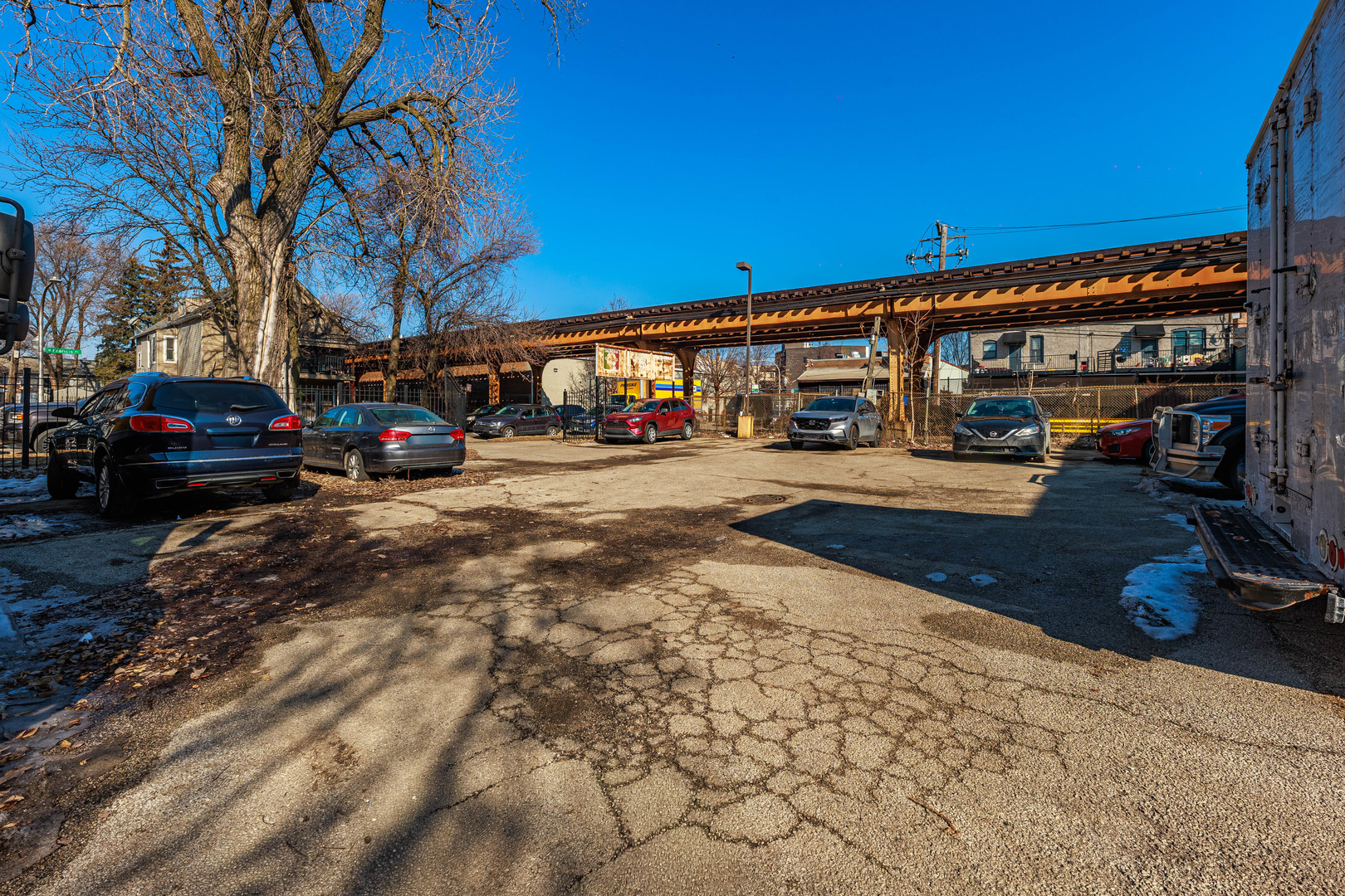 2148 N Milwaukee Avenue Property Photo 6