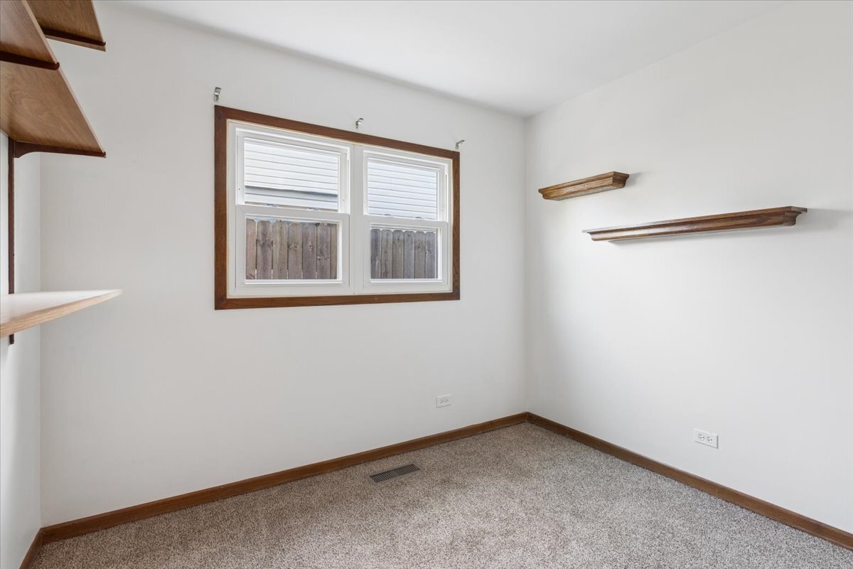 200 W Jeffery Avenue Property Photo 16